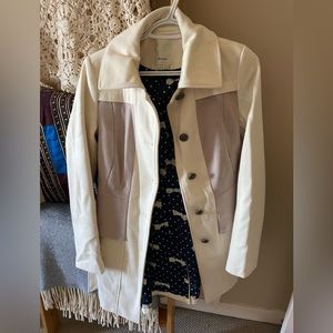 Adorable wool coat! Never worn in perfect condition